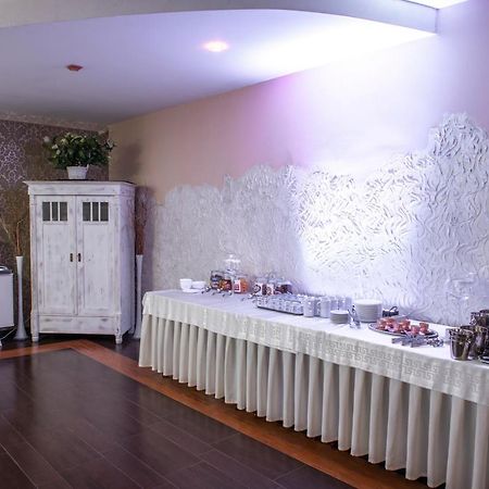 First Hotel Tczew Ngoại thất bức ảnh