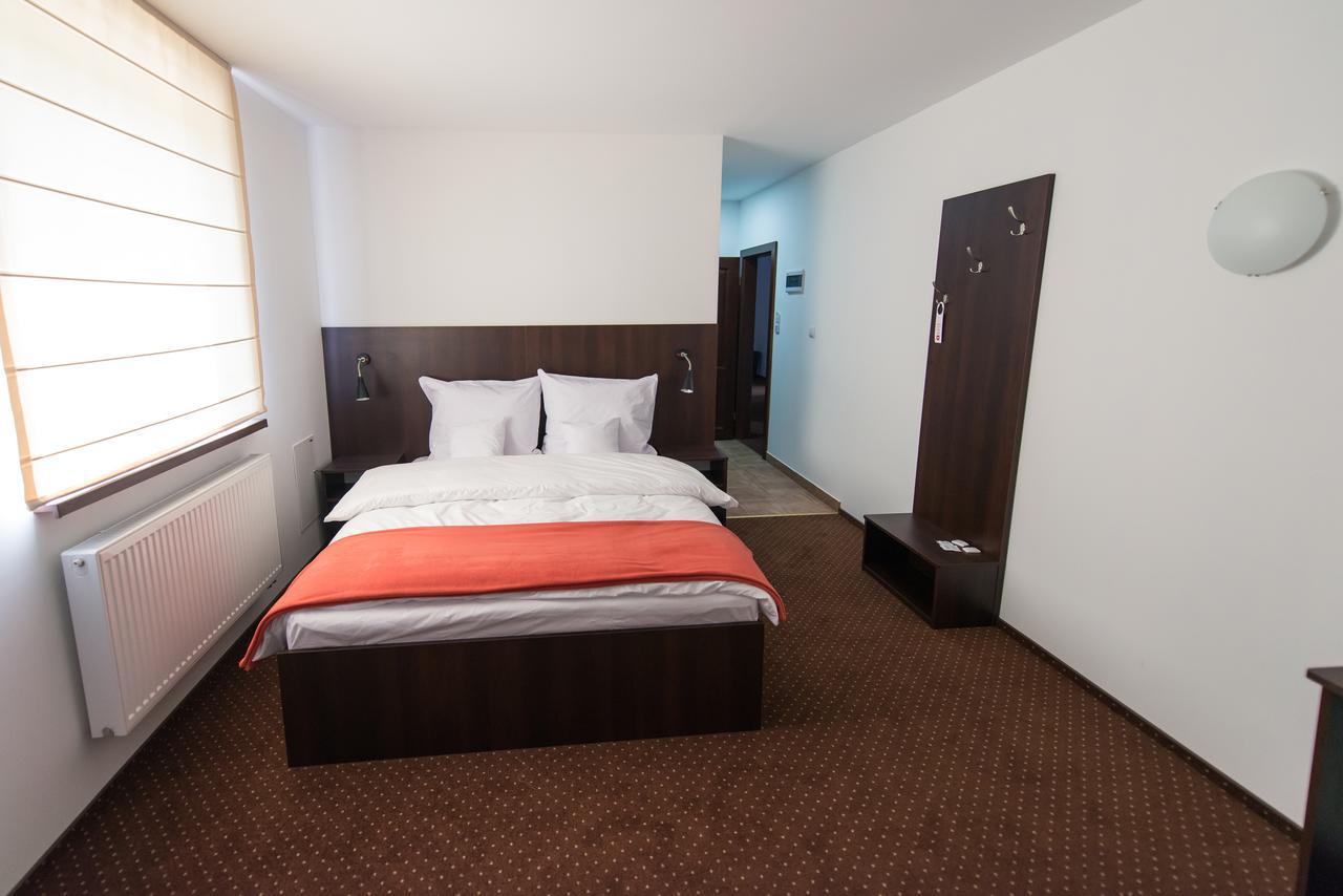 First Hotel Tczew Ngoại thất bức ảnh