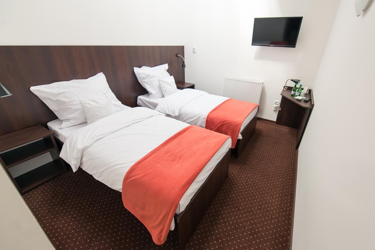 First Hotel Tczew Ngoại thất bức ảnh