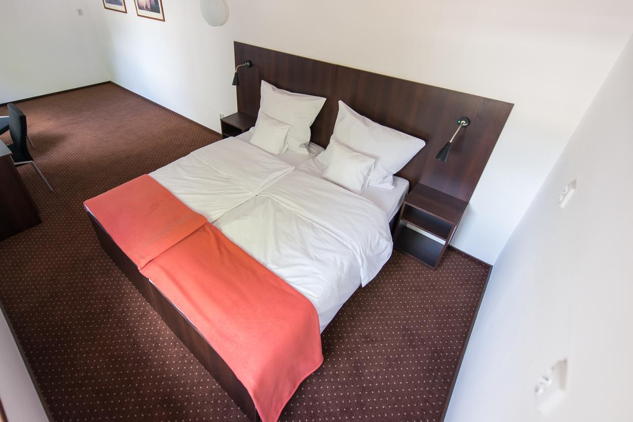 First Hotel Tczew Ngoại thất bức ảnh