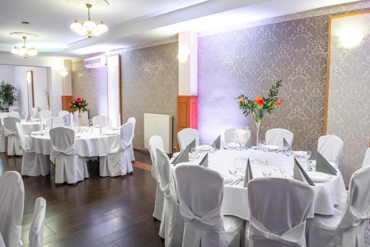 First Hotel Tczew Ngoại thất bức ảnh