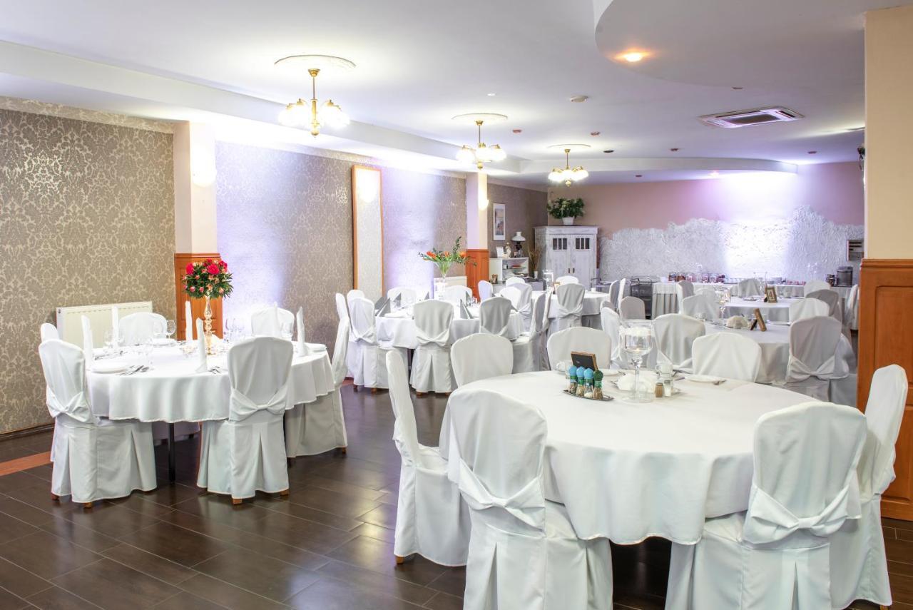 First Hotel Tczew Ngoại thất bức ảnh